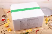 коробка креветок очищенных